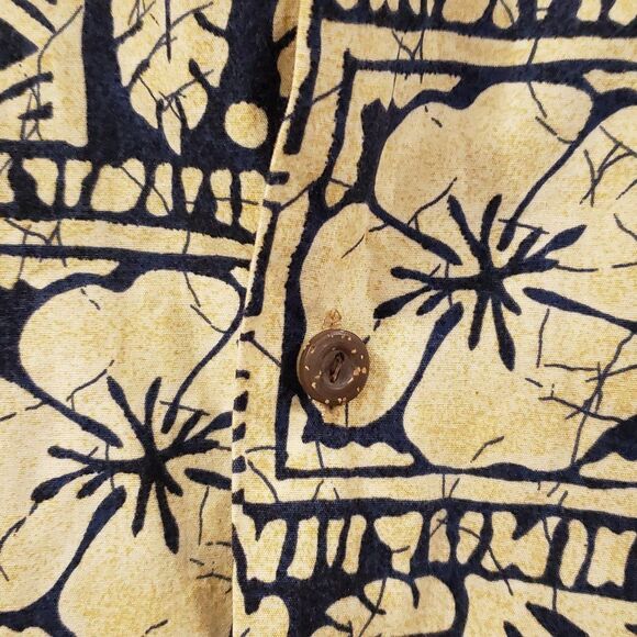 Royal Creation Mens Beige Navy Blue Flowered Short Sleeve Pocket Hawaiian Shirt - Picture 6 of 9